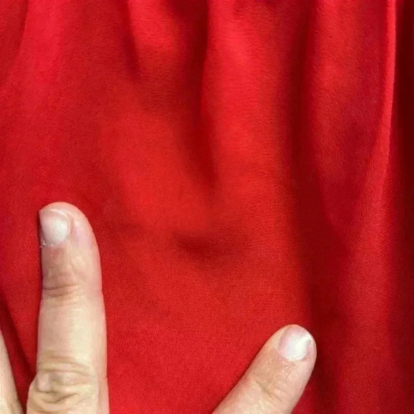 Joseph Ribkoff Off Shoulder Blouse.  Lipstick Red color.  Women’s size 20. - Picture 4 of 5